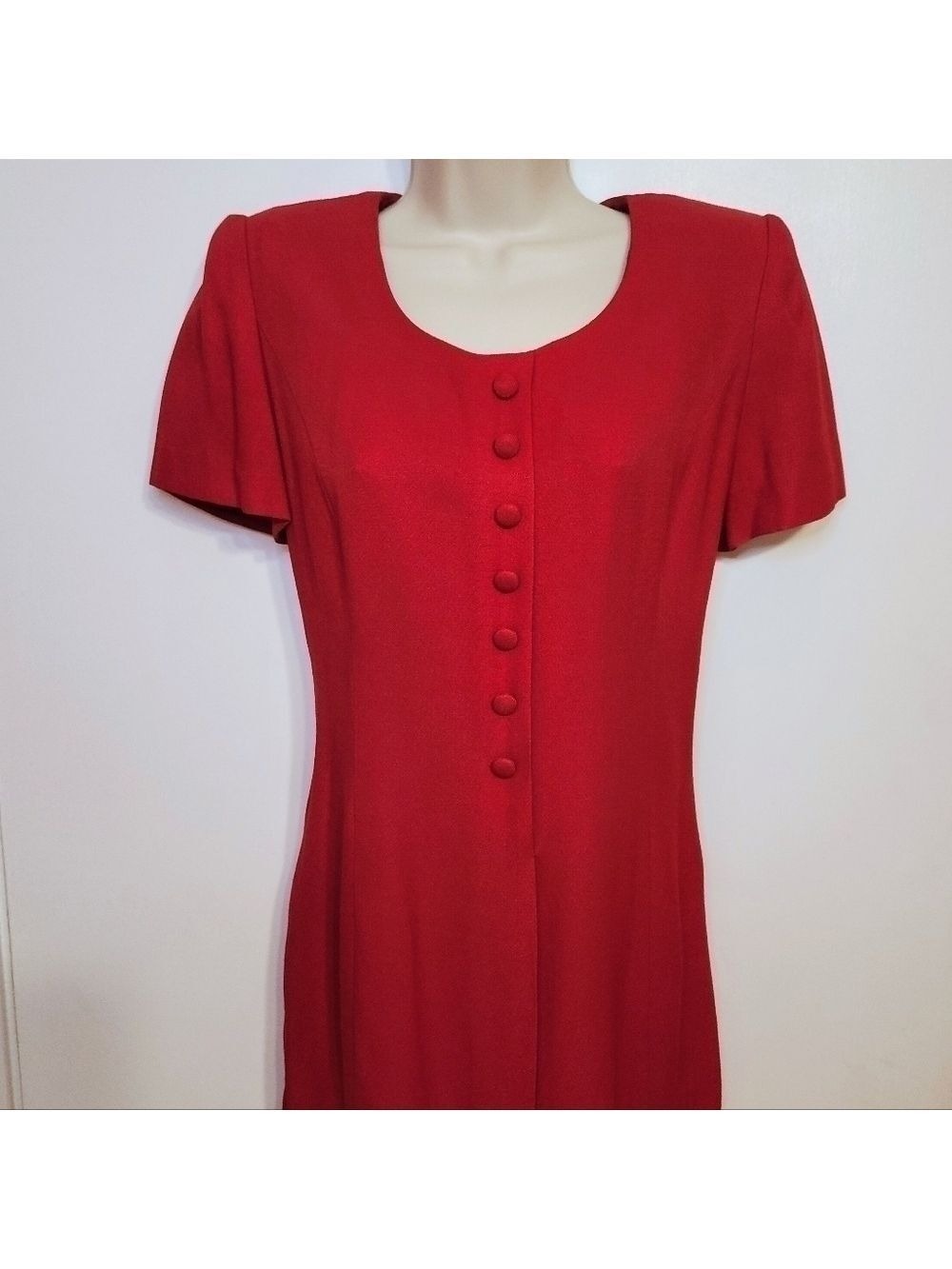 Petite Sophisticate Red Dress Petite Size 2 - Picture 3 of 13